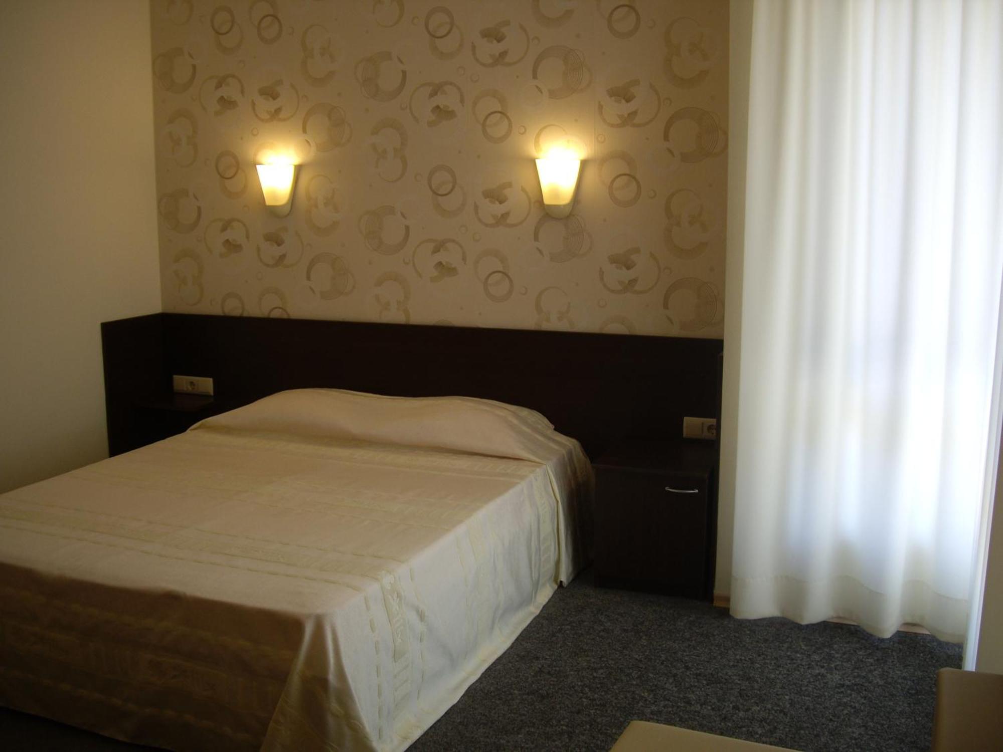 Family Hotel Avramov Vidin Habitación foto